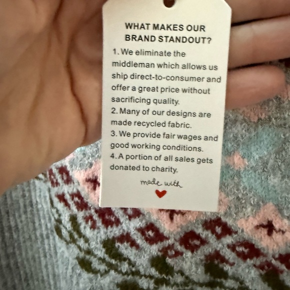 NWT Women’s Gray Isle Sweater! Large! NEW! - Picture 7 of 7